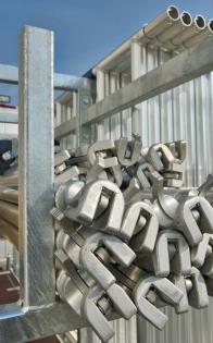 Alu Rollgerüst auf PKW-Anhänger zur MIETE / Verleih