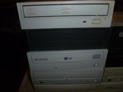 Laufwerke 9 Stück DVD Brenner USW Nr. 25