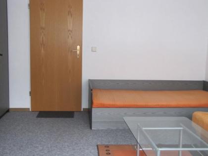 1 Möbliertes Zimmer in erfurt zu vermieten.