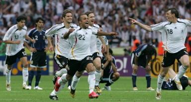2 WM FIFA Tickets DEUTSCHLAND-ITALIEN HALBFINALEIN DORTMUND AM 4. JULI2021