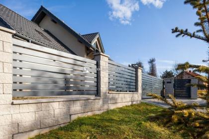 Zaune aller Art aus Polen, Zaunsysteme, Tore, Gelander, Treppen
