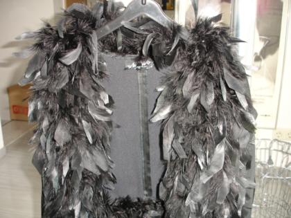Schwarze Boa zum Top Preis Neu