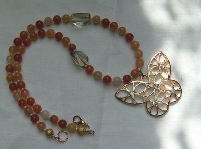 Edelsteinkette, Achatkette mit Butterfly