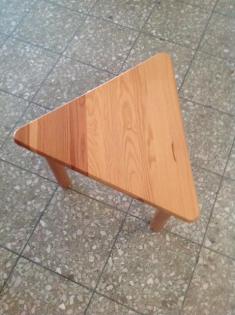 Kleiner Tisch Kiefer Massiv, neuwertig