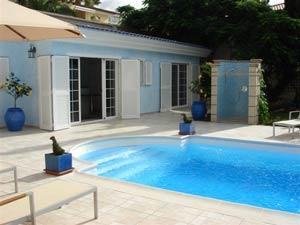 Casa Laguna