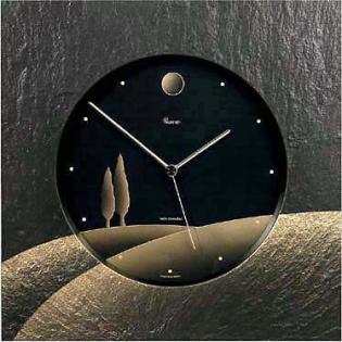 Funk-Wanduhr aus Naturschiefer mit Airbrush-Design