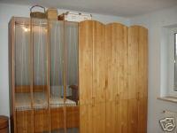 Schlafzimmer-Spiegelschrank