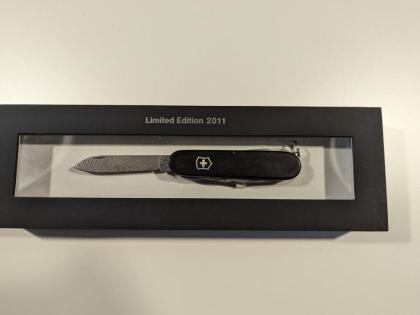 Victorinox Limited Damast Jahresmesser 2021