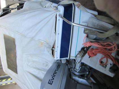 Bayliner Capri Daycruiser