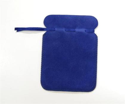 Verpackung: Velours-/Samtbeutel
