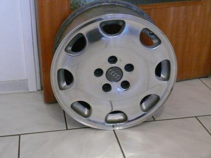 Hochglanzpolierte audi felgen