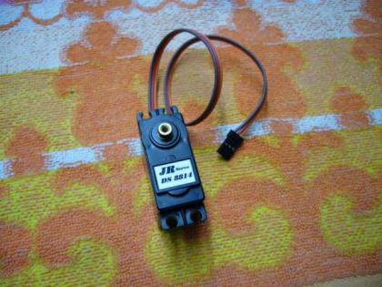 2 Digitalservos JR DS 8814