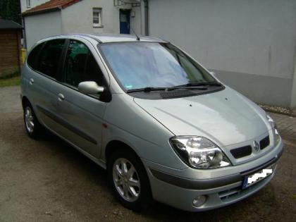 RENAULT SCENIC 2.0 PRIVILEGE