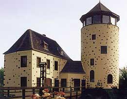 Burg Lülsdorf in Niederkassel