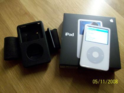 Apple iPod Video weiss (30 GB, MAC/PC-MA002FD/A)