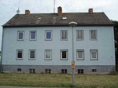RÜCKERSDORF 3   6 Zimmer 70   140 qm ab 200 €   115 € NK