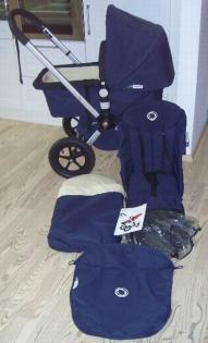 Bugaboo Frog dunkelblau - neues Logo - mit Zubehör