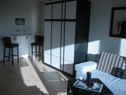 Biete Ferienwohnung an der Ostsee ca. 450 m z. Stand