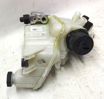 Kühlmittel-Ausgleichsbehälter-Baugruppe Tesla Modell 3 1097015-00-M