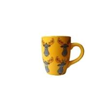 Kaffeebecher in gelb