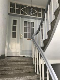 Helle Altbauwohnung in grüner und zentraler Lage