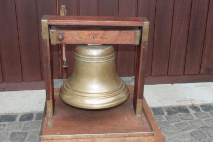 Kirchenglocke, Bronzeglocke, alte Glocke, Schiffsglocke