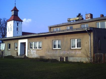 Ehemaliges Landgasthaus mit Wohnungen und großem Grundstück zu verkaufen