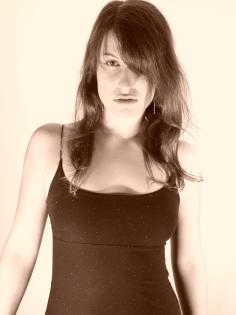 Ich (w) 17 suche dringend NEBENJOB/s !!
