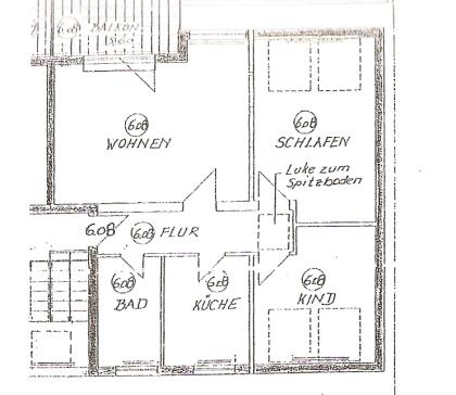 Schönes Dachgeschoss (3 Zimmer) mit Dachterasse und perfekter Zimmerteilung