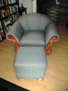 Hochwertiger Sessel + Fußhocker