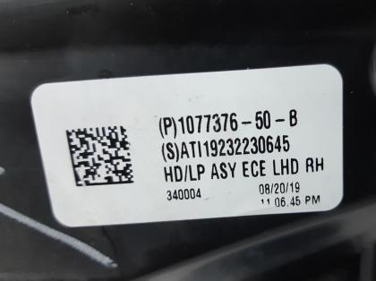 1077376-50-B ax Hauptscheinwerfer rechts ECE LHD (EU) mit Beschädigung Tesla Mod