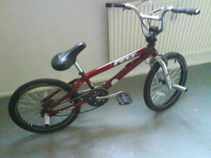 BMX von FELT