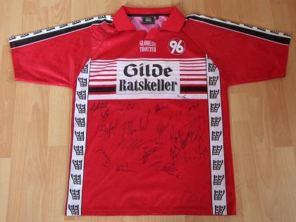 HANNOVER 96 AUFSTIEGS-TRIKOT HANDSIGNIERT  