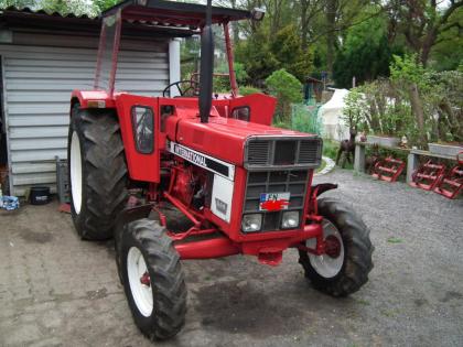 IHC 644-S Oldtimer Traktor Trecker Schlepper