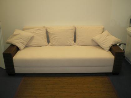Neuwertiges Schlafsofa