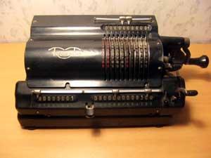 Mechanische Rechenmaschine  Triumphator 