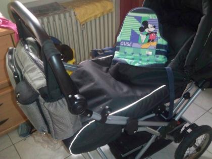 Biete hier eine schönen Kombikinderwagen mit Zubehör, inkl Bauchtrage