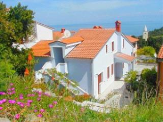 Insel Losinj -neu FeWos für 2 bis 6 Personen - kristallklarem Meer 200m