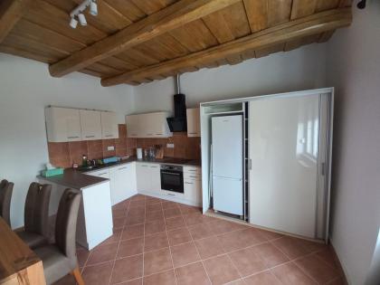 Haus mit Gästehaus Ungarn Balatonr. 2.580m²