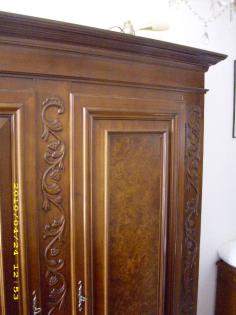 Dielenschrank zu verkaufen