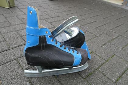 Schlittschuhe Eishockey Gr.38 ungetragen
