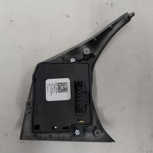 Schalterknopf (am Lenkrad) rechts Tesla Modell 3 1583975-00-A