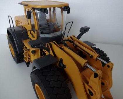 Kraftvoller Radlader Maßstab 1:14 Hydraulik RC-Modell Wie Neu