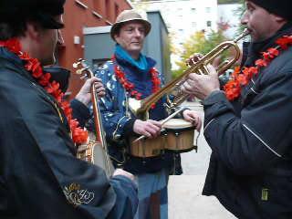 WALKING BAND - MARCHING BAND - MOBILE BAND BERLIN