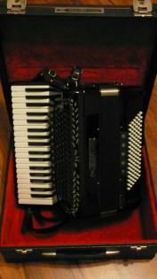 Akkordeon Bugari Seniorfisa Piano