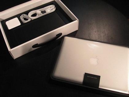 APPLE 13 MacBook  Intel 2.5GHz Intel Core 2 Duo,4GB 1066MHz DDR3 SDRAM,500GB SAT