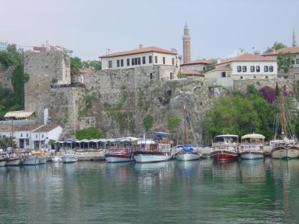 Bauplatz inmitten der Altstadt von Antalya