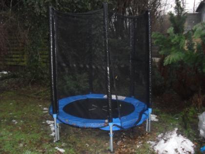 Trampolin mit netz
