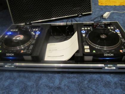 Denon DN-S3700 Dig. Turntables 2 St. im Profiflightcase