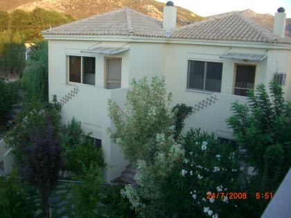 Zwei etagen ferienhaus in marathon/athen zu verkaufen